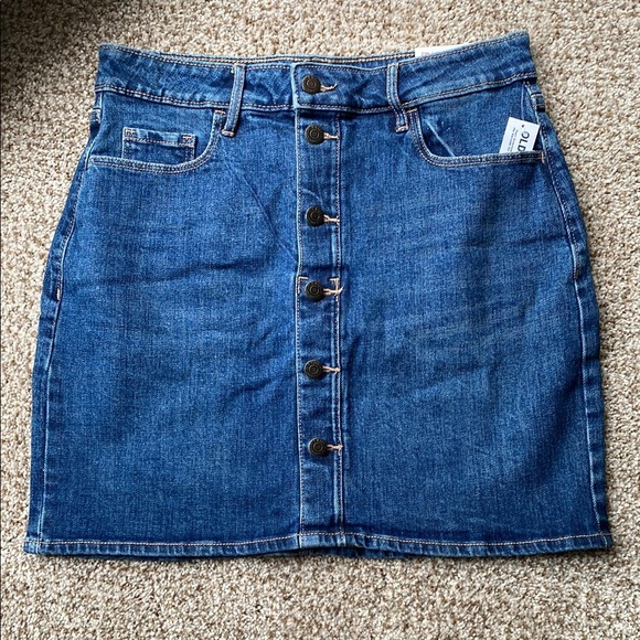 Old Navy Dresses & Skirts - Old Navy NWT High Rise Button Front Blue Secret-Slim Pockets Denim Mini Skirt. 6